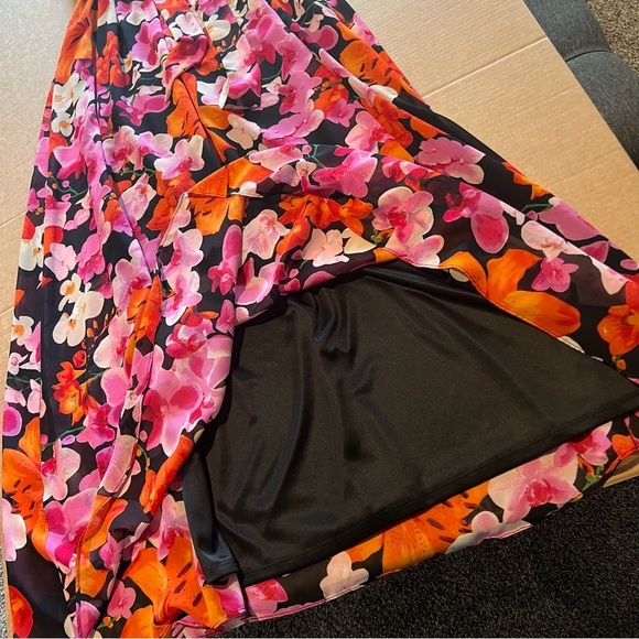 Eliza J. Hibiscus orchids print sleeveless chiffon maxi dress, fully lined, sz 6 - Picture 7 of 14